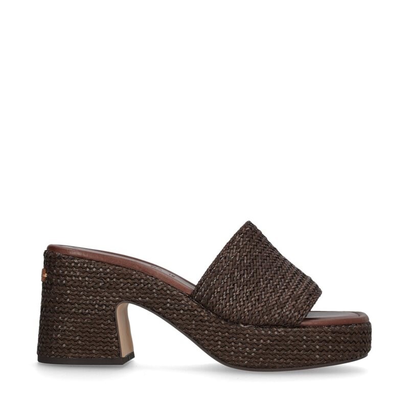 1-27232-46 Sandaletter