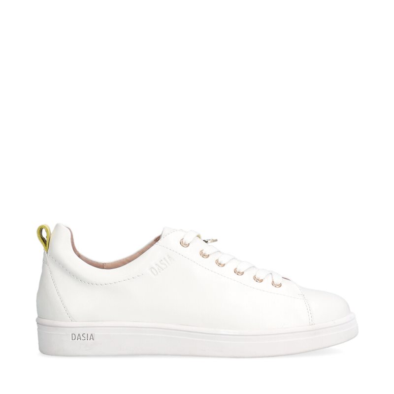 Lily Sneakers 