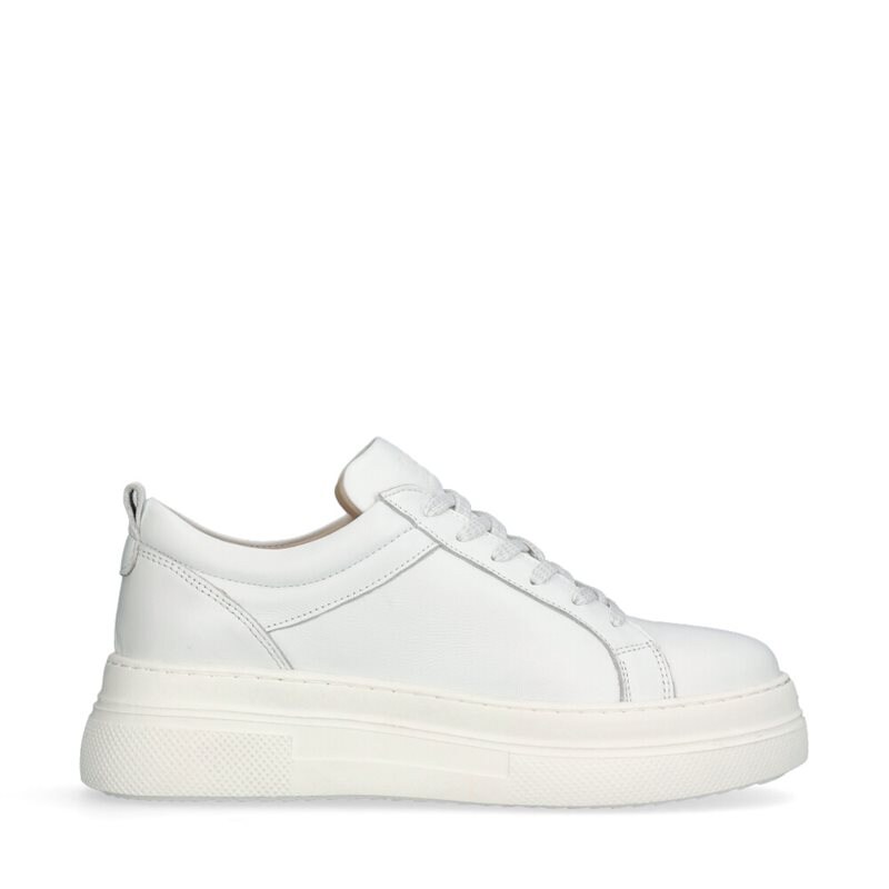 Laurel Sneakers 