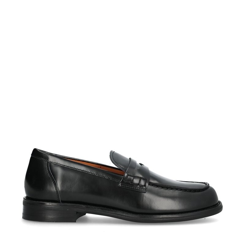 Linn Loafers