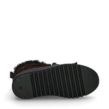 Mount Marty warm lace 02 Brown